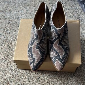 Lucky Brand Women's Black and Tan Snake Print Ankle Booties
